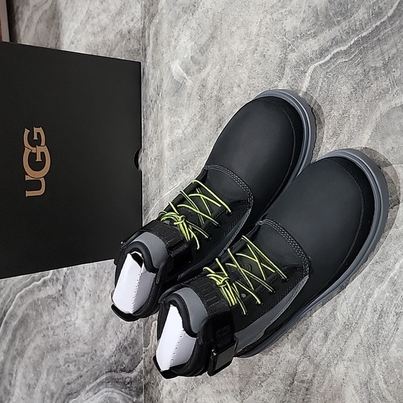 UGG Other - NIB (new in box) Men's UGG size 9 Boots